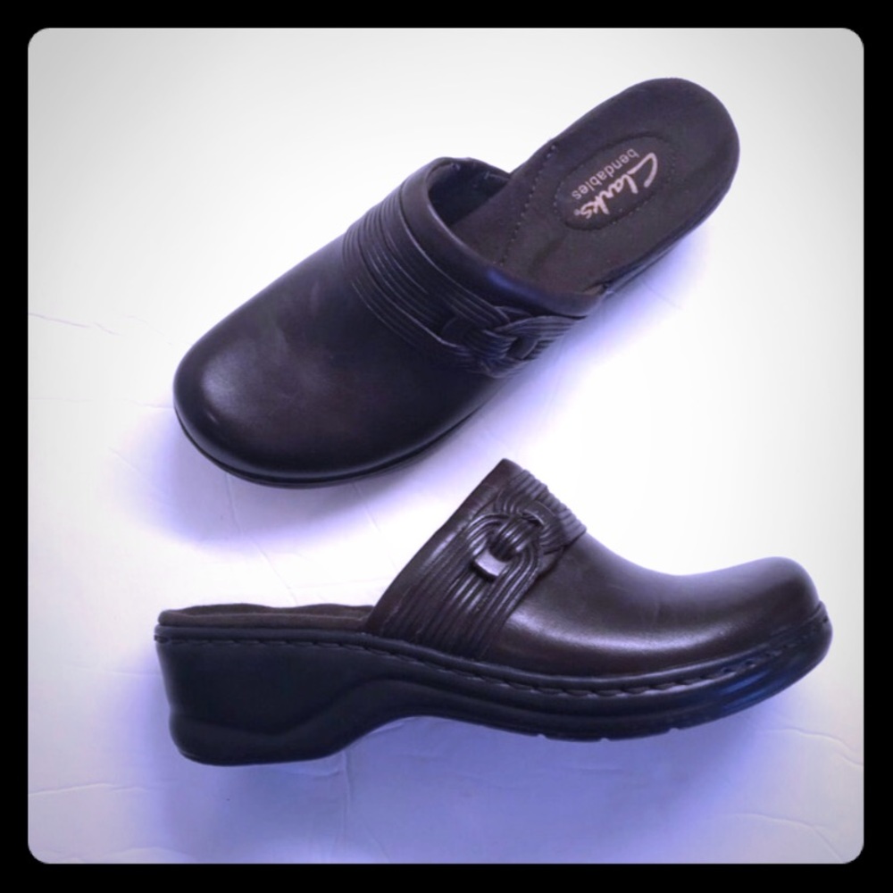Brown Clark clogs
